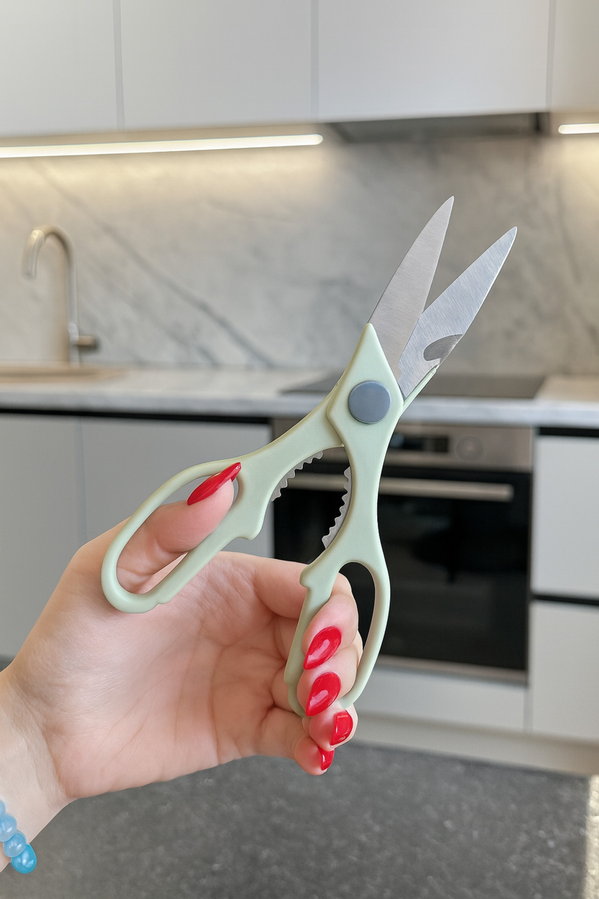 Çok Amaçlı Paslanmaz Çelik Mutfak Makası – Et, Tavuk, Balık, Sebze ve Şişe Açacağı Özellikli