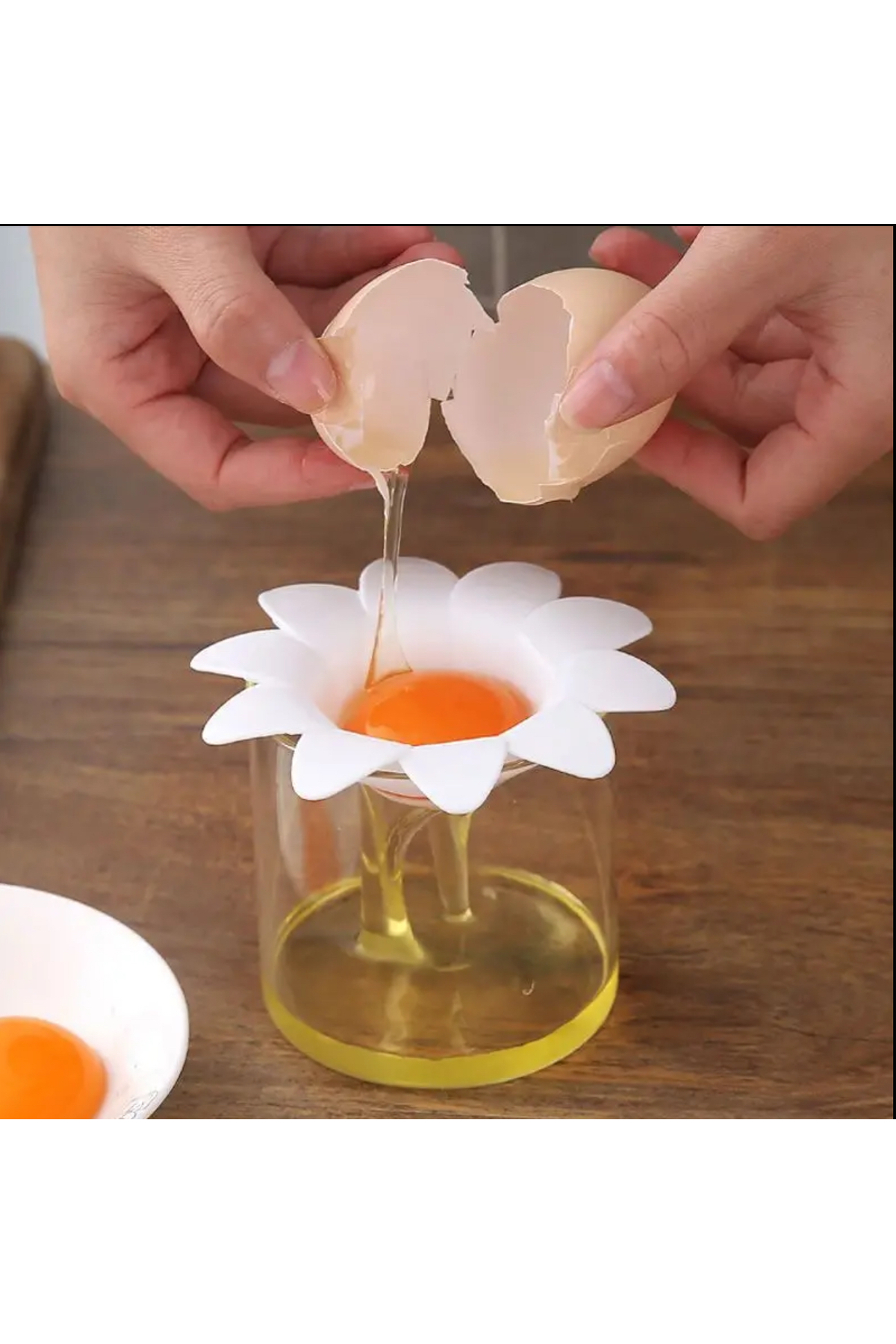 Yumurta Sarısı ve Beyazı Ayırıcı – Pratik Mutfak Yumurta Ayırma Aparatı