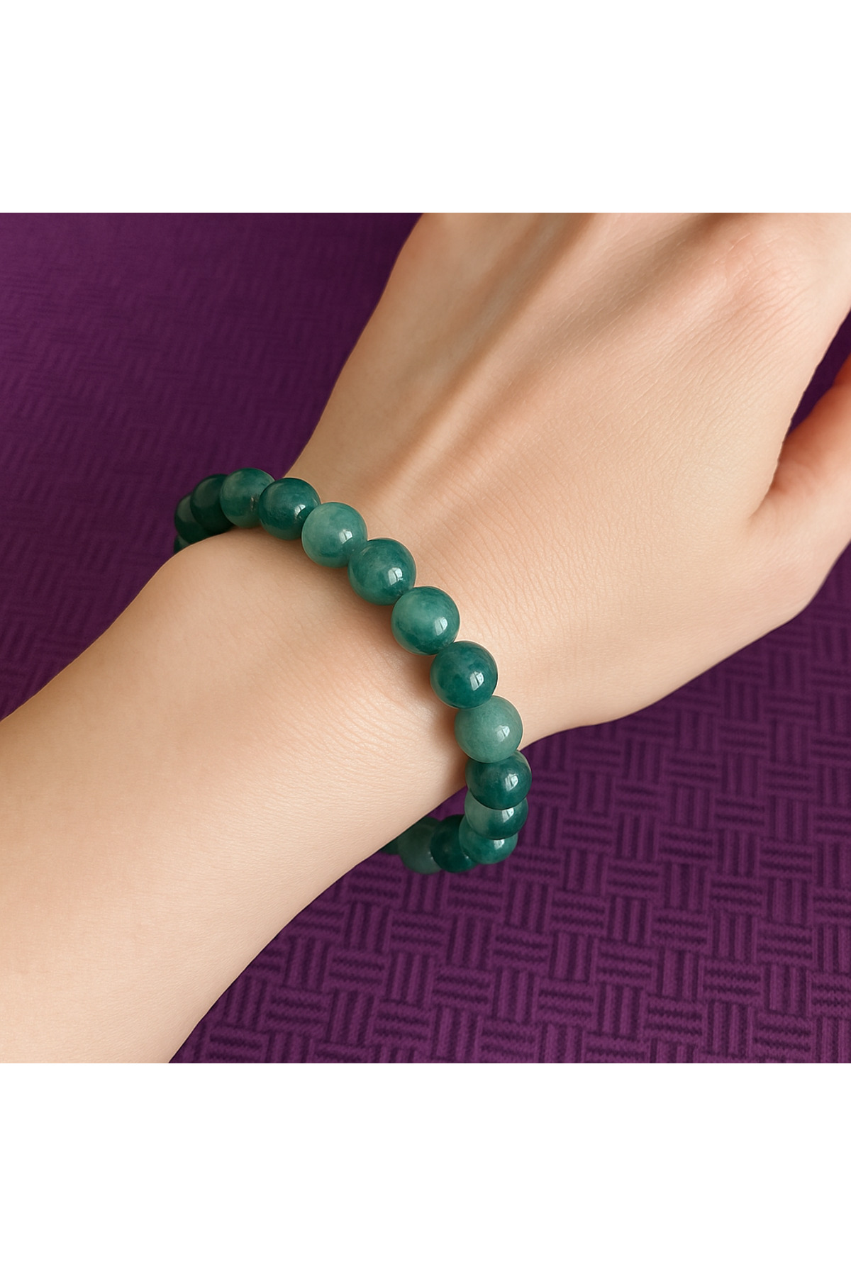 Doğal Yeşim Taşı Bileklik – Enerji Dengeleyici, Şık ve Zarif Tasarım
