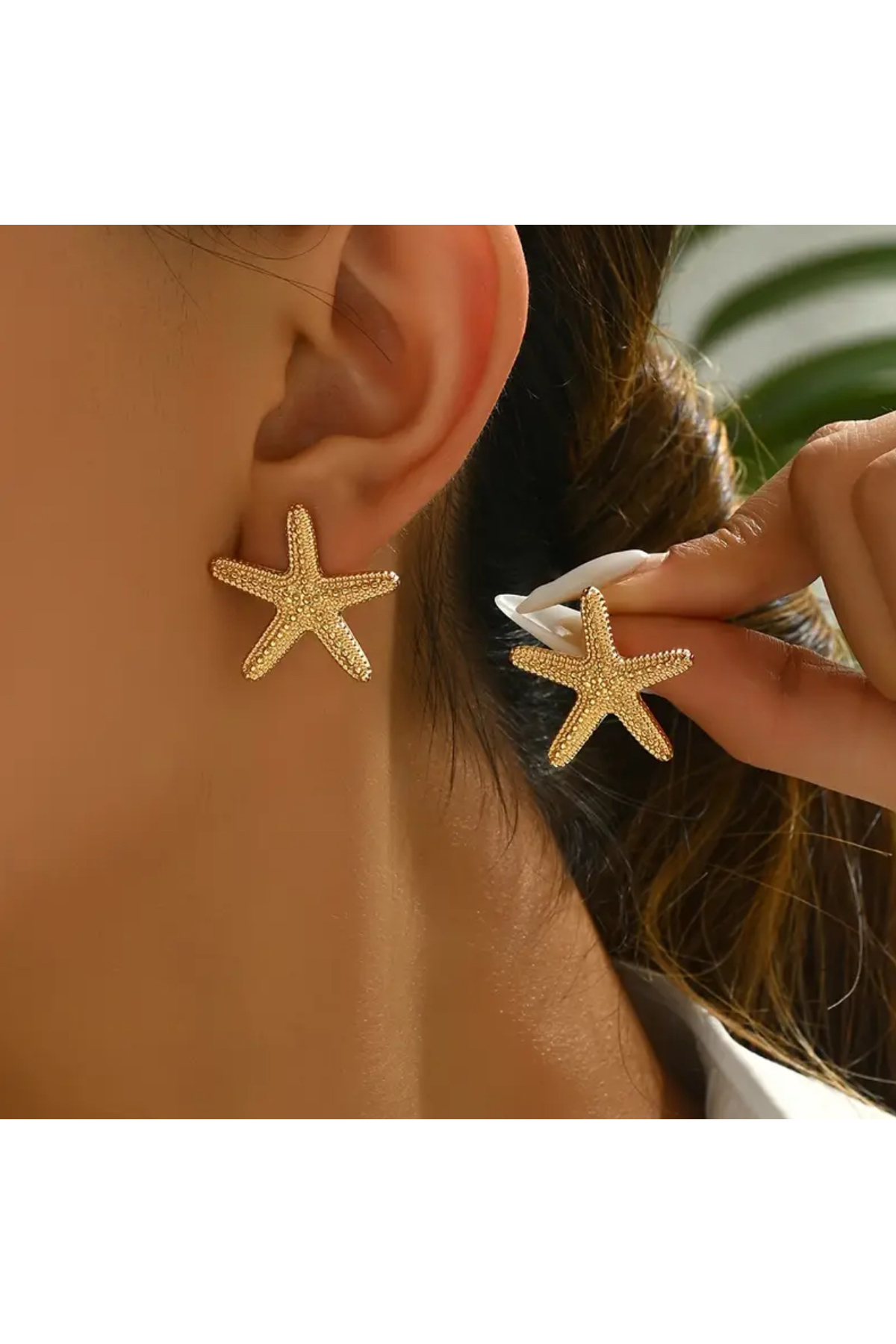 Altın Renk Deniz Yıldızı Küpe – Bohem Tarzı Zarif ve Şık Tasarım